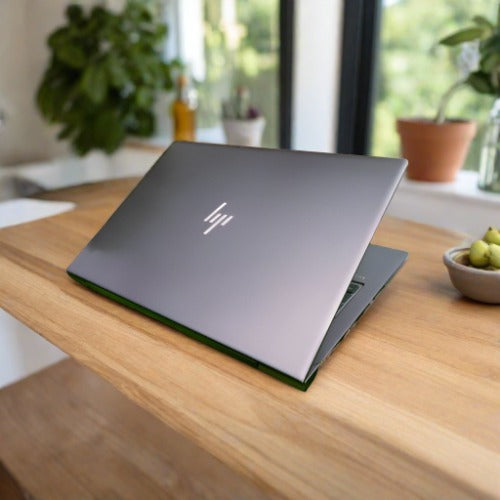 HP ZBook 14u G5 Core i5 8th Gen 8GB RAM 256GB SSD 14″ FHD Touch Screen Display Laptop