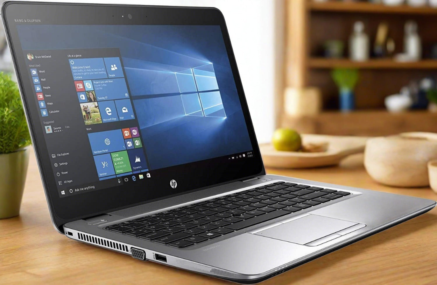 HP EliteBook 840 G3 Intel Core i5 6th Gen Laptop: 8GB RAM, 256GB SSD