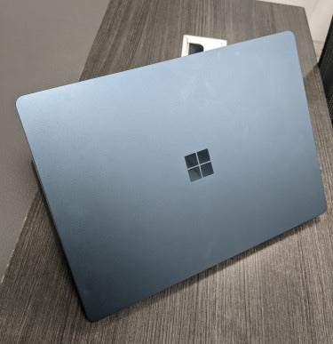 Microsoft Surface Laptop 3 Core i7 10th Gen 16GB RAM 512GB SSD 13.5″ Multi Touch Display