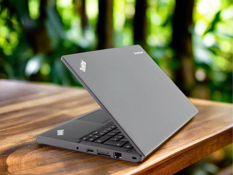 Lenovo ThinkPad X260 Intel Core i5-6200U 6th Gen Processor 8GB RAM 12.5" Laptop